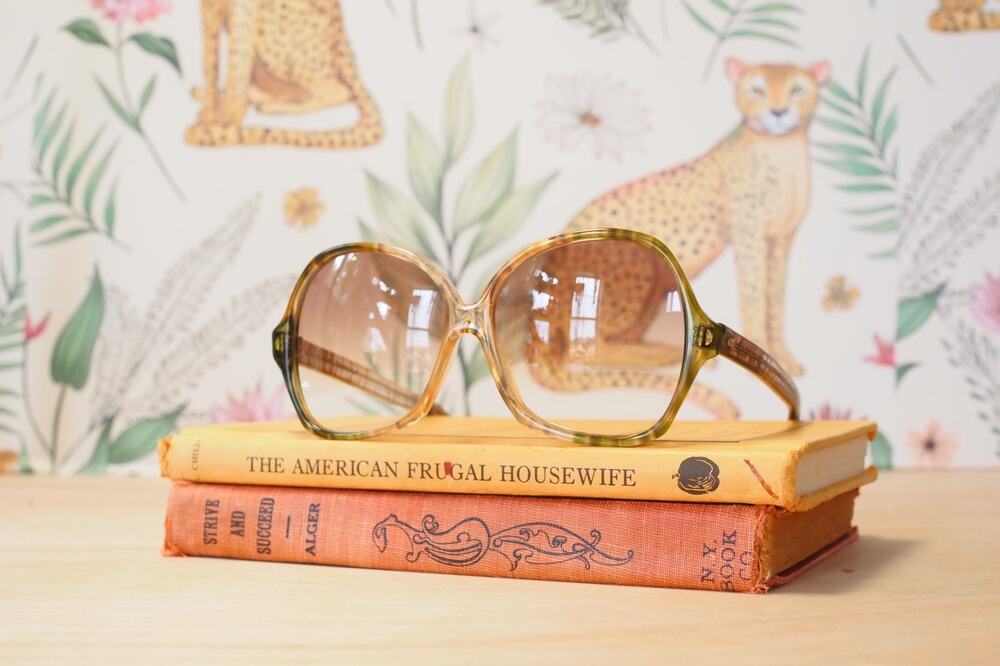 Vintage Sunglasses 1970s USA Made Retro Glam Grandma Chic Festival Disco NOS